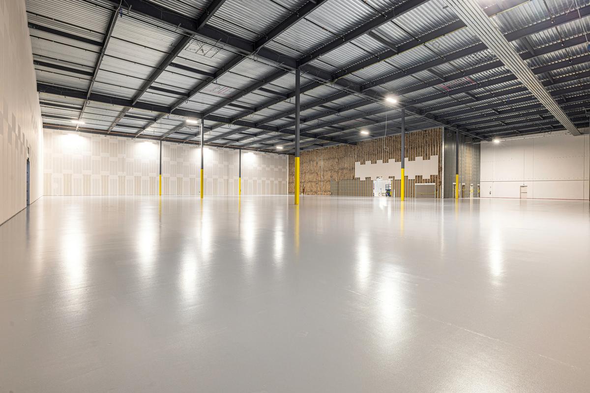 Finished epoxy floor in a large warehouse